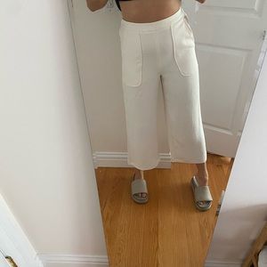 NWT Aritzia off white pants